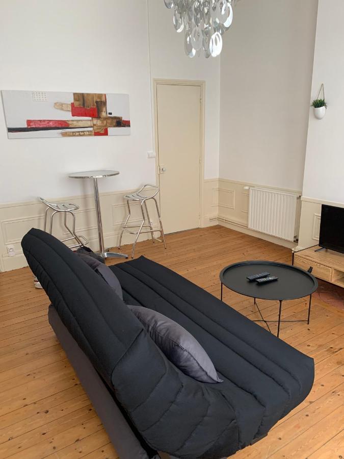Ferienwohnung Le Voltaire 4 chez Adrien Hyper centre Saint-Quentin  Exterior foto